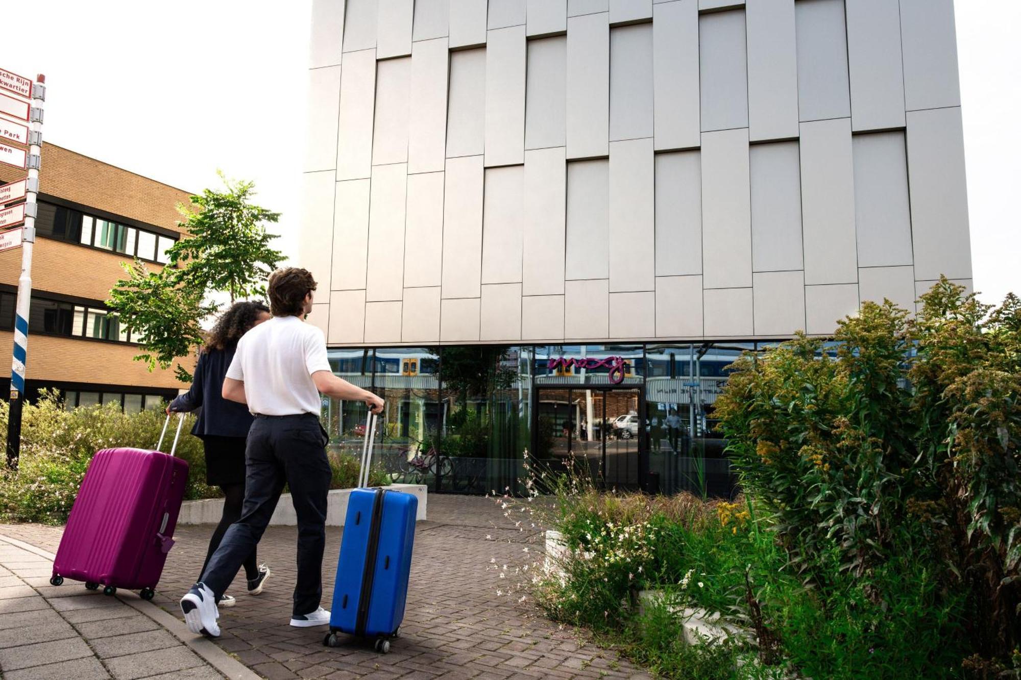 Moxy Utrecht Hotell Exteriör bild
