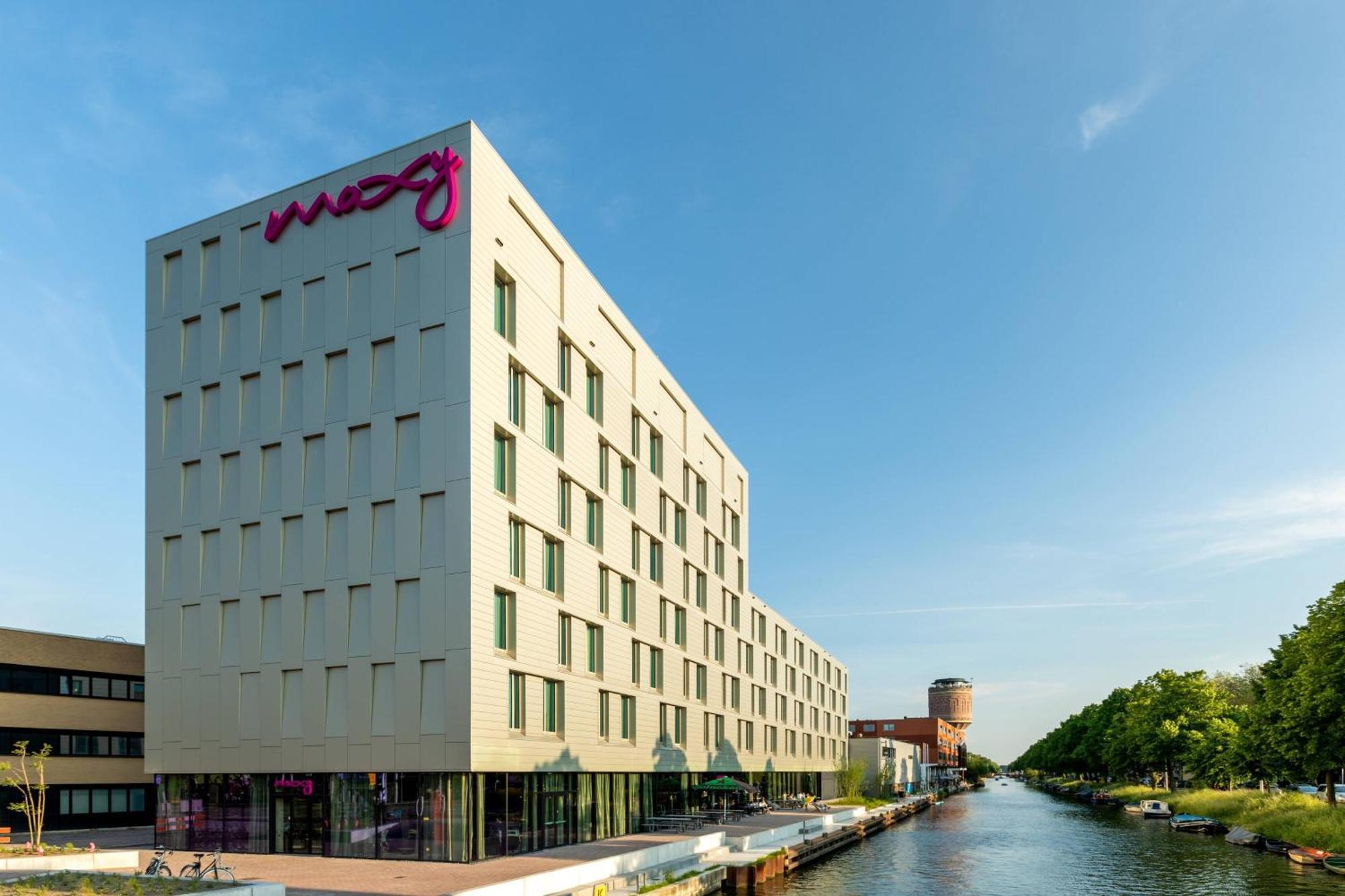Moxy Utrecht Hotell Exteriör bild